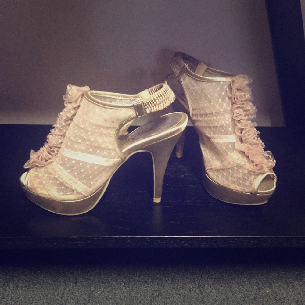 Champaign Platform Heels